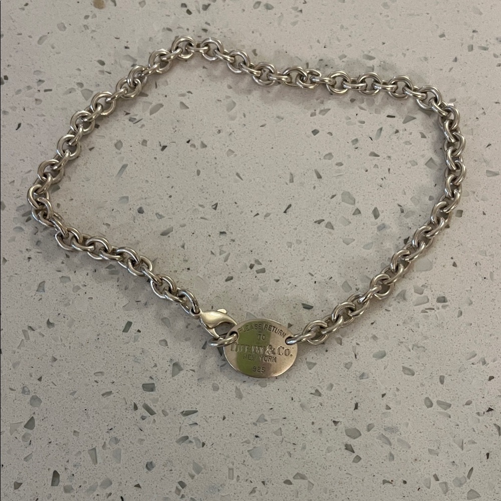 Tiffany & Co return to Tiffany 15” necklace. Same as in legally blonde.